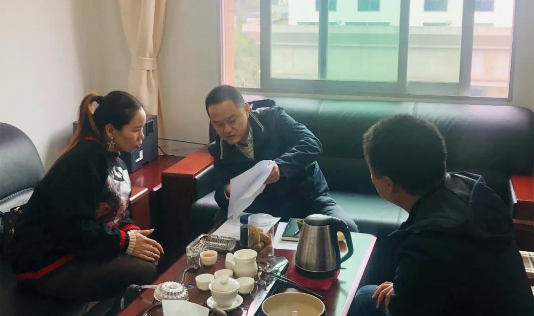 曝光:今晚新澳门与香港9点35分开奖结果或新奥同香港天天开奖资料大全600tKm,详细剖析、解释与落实-警觉虚假美化