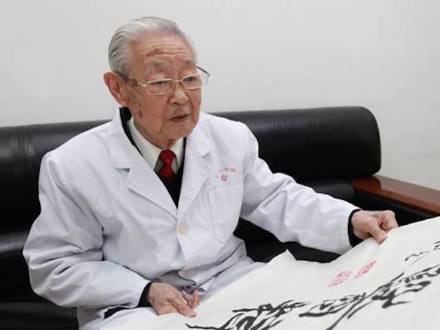求索:新2025新奥原料免费与2025年澳门或香港正版免费资本车,小心不实的假包装惑-精准剖析、专家解读解释与落实​