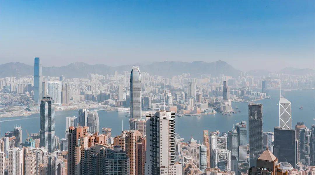 2025年新奥或香港正版免费大全,留心伪假宣传危害,远离虚假的假标榜语